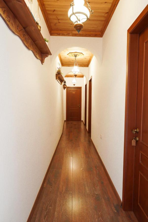 4 Rooms Since 1950 จีโรคาสเตอร์ ภายนอก รูปภาพ